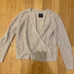 Abercrombie & Fitch Crossover Sweater